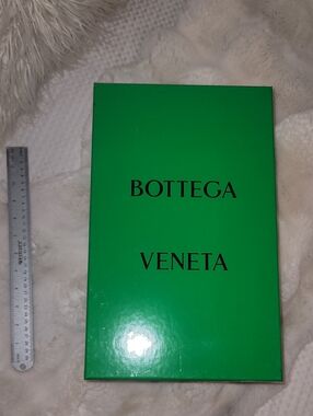 Bottega Veneta Green Logo Box
